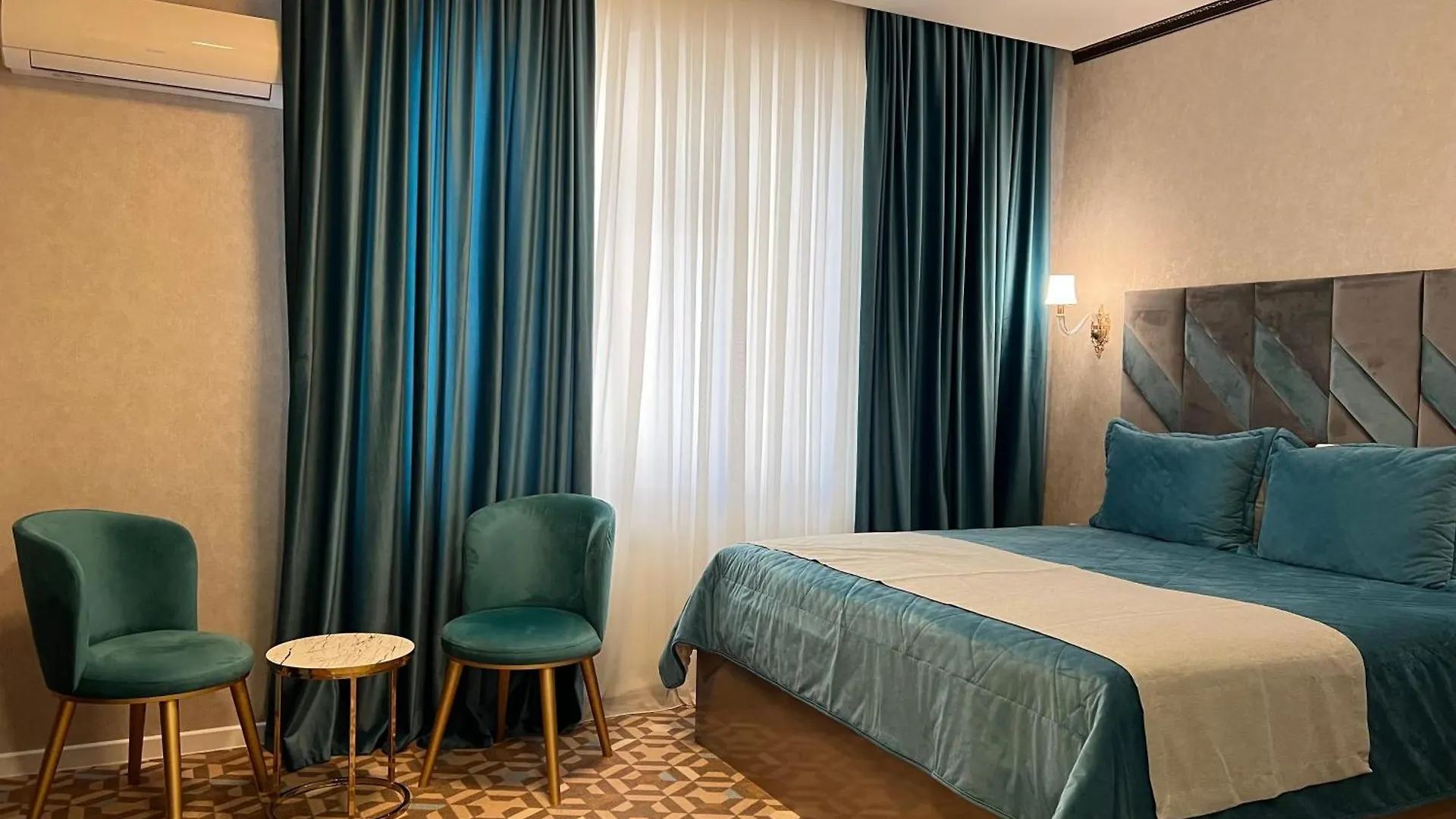 ***  Alison Boulevard Hotel 바쿠 아제르바이잔