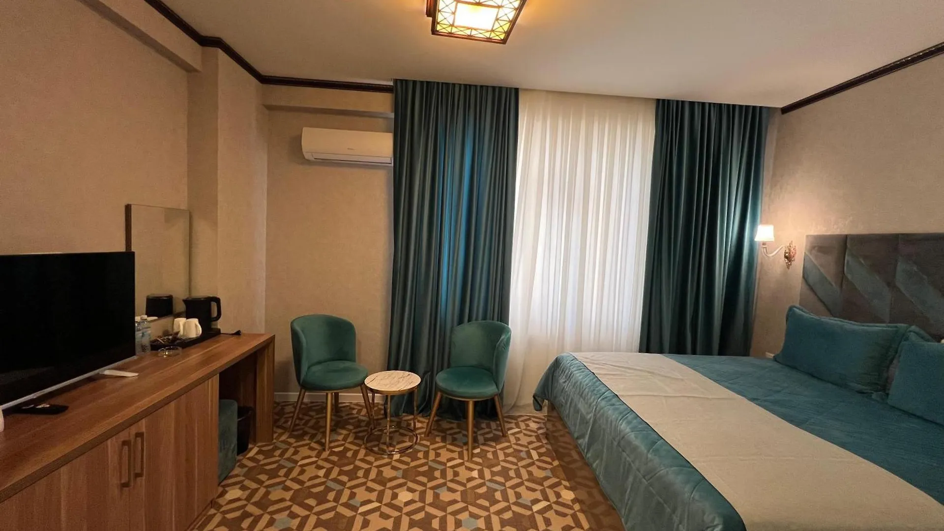Alison Boulevard Hotel 바쿠