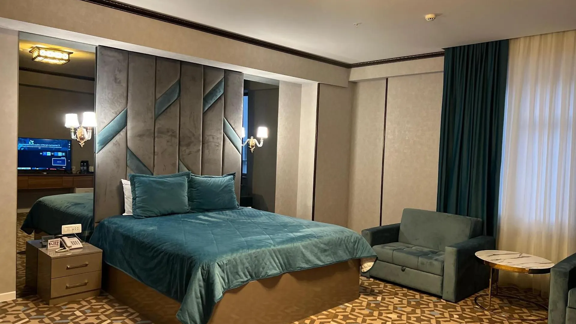 Alison Boulevard Hotel Baku 3*,